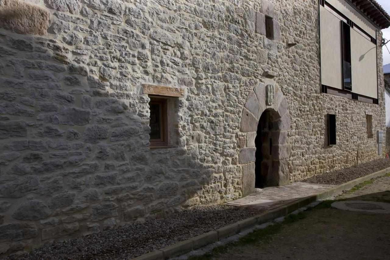 Appartamento Casa Palacio De Mave Esterno foto